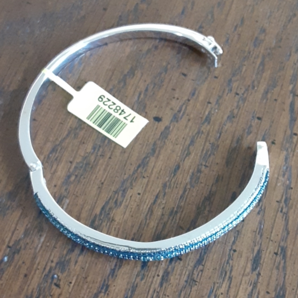 Bangle,  8229. (Bracelet) - Picture 3 of 3